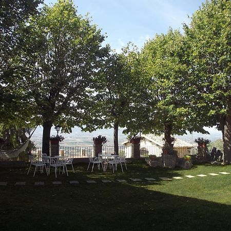 Agriturismo Villa Gabbiano Capodacqua  Dış mekan fotoğraf