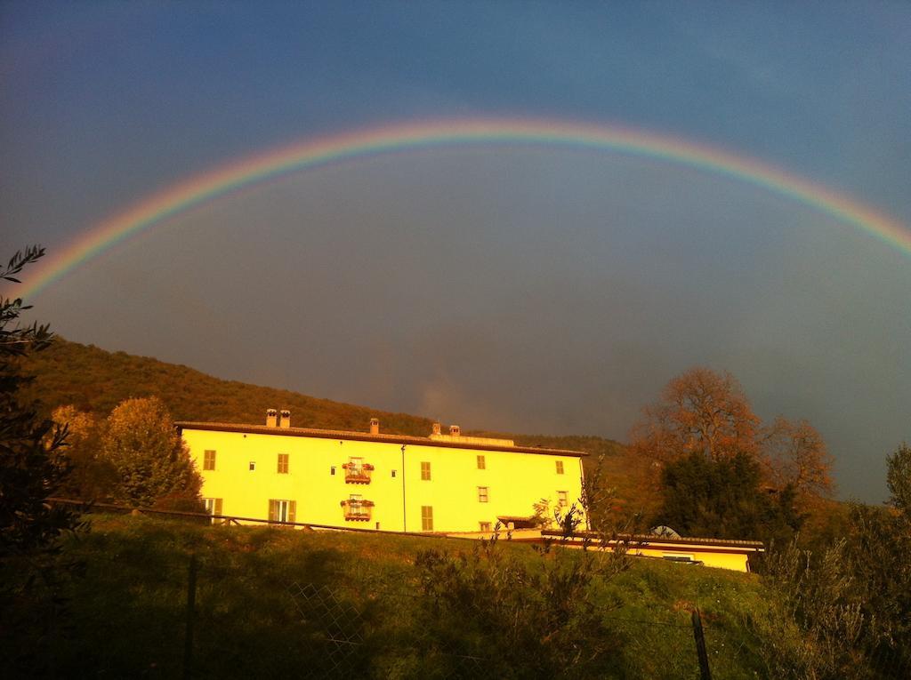 Agriturismo Villa Gabbiano Capodacqua  Dış mekan fotoğraf