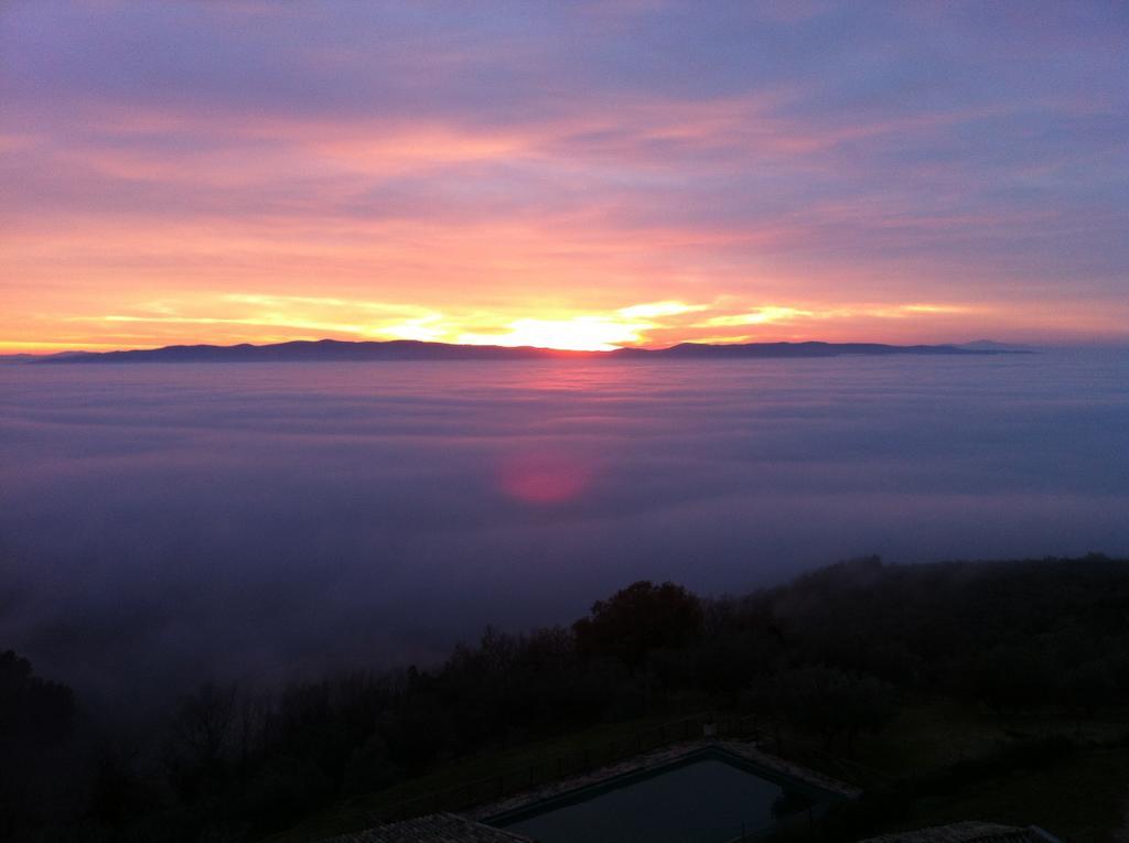 Agriturismo Villa Gabbiano Capodacqua  Dış mekan fotoğraf